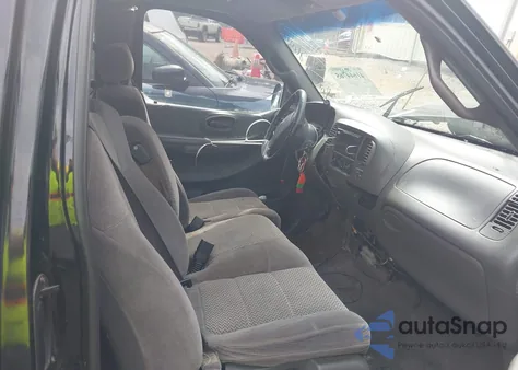 2002 Ford F-150 Lariat/Xl/Xlt z USA, uszkodzony, nr VIN 2FTRX17W72CA30675